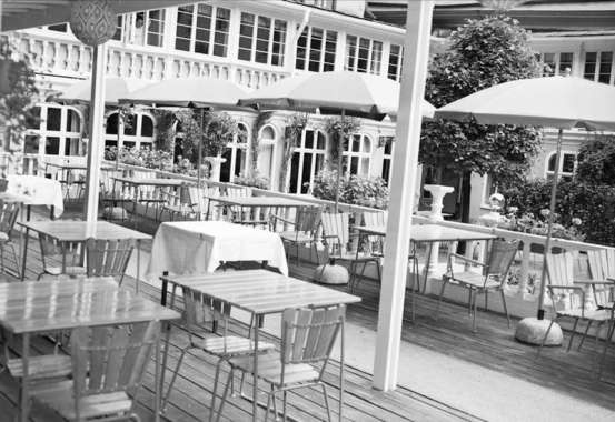 Stadshotellet (G�stis). Innerg�rden